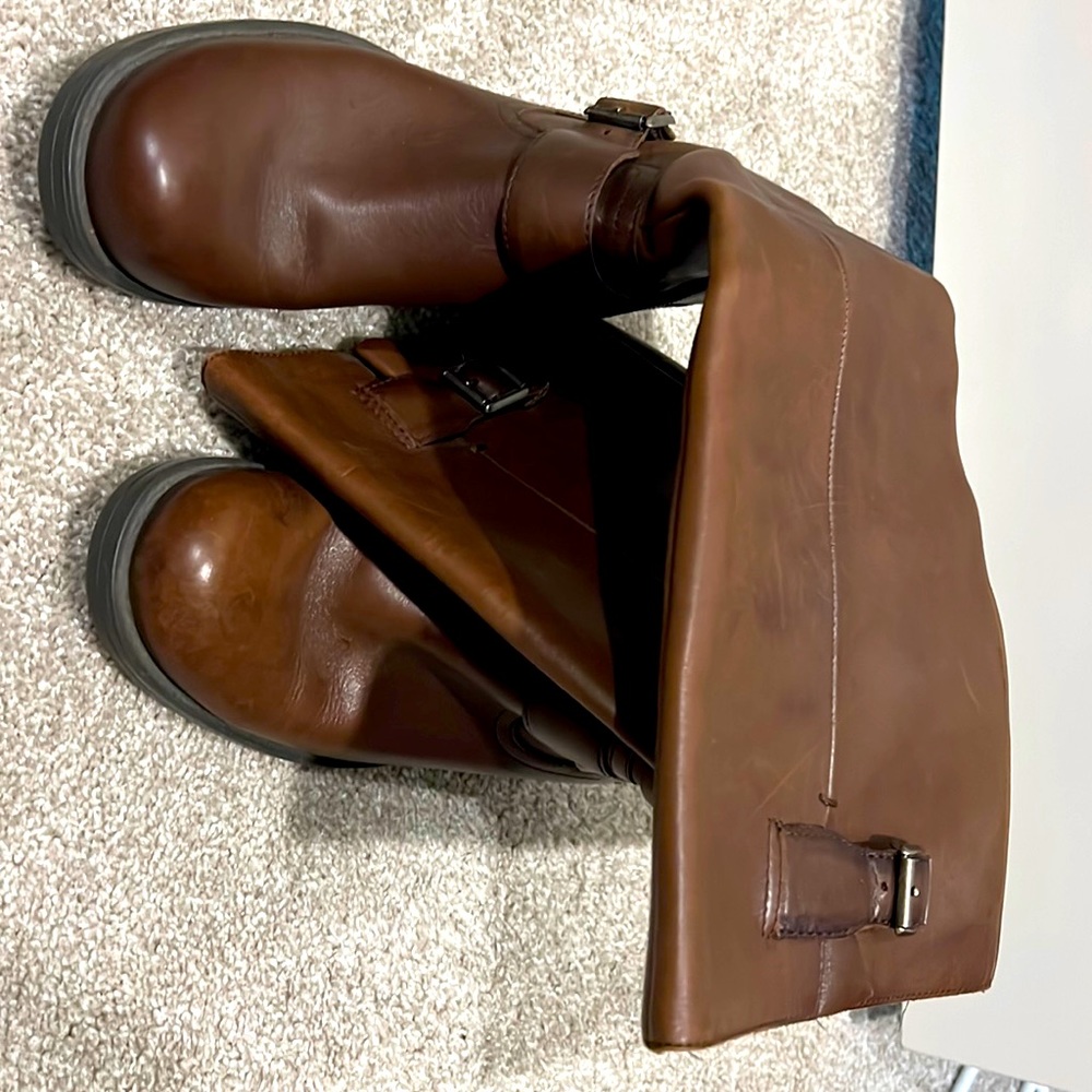 Brown boots